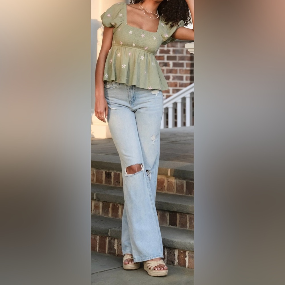 Vervet Distressed Women Jeans